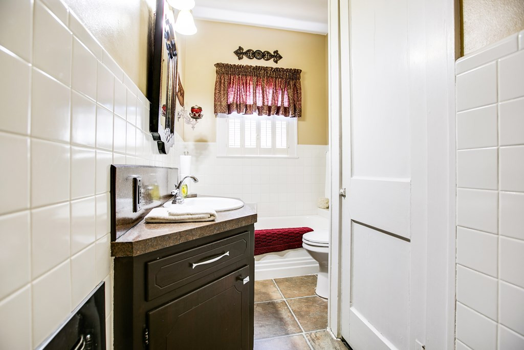 308 5th Street Property Photo 40