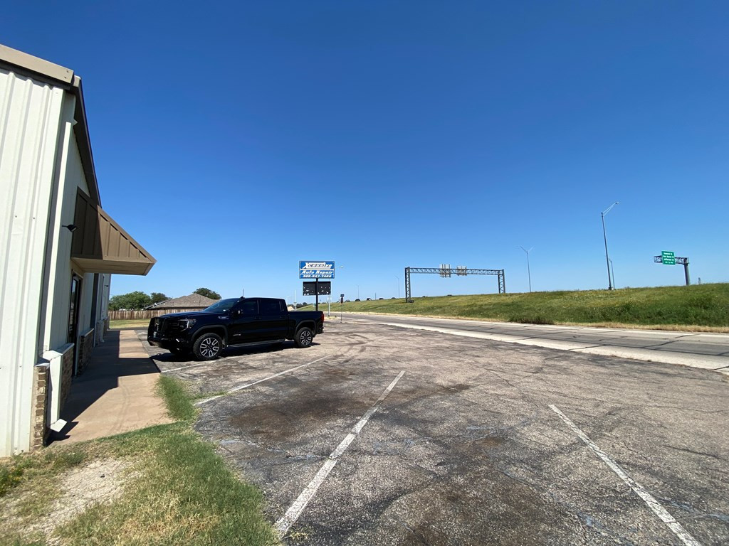 3006 W Houston Harte Access Road Property Photo 3