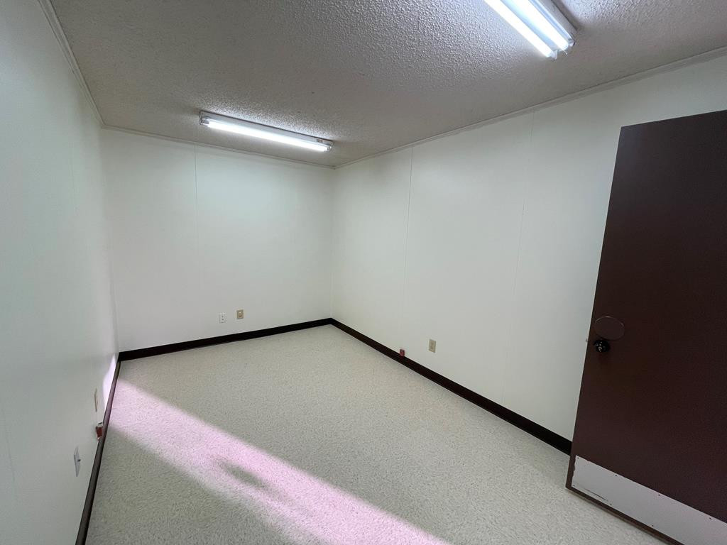 3006 W Houston Harte Access Road Property Photo 8