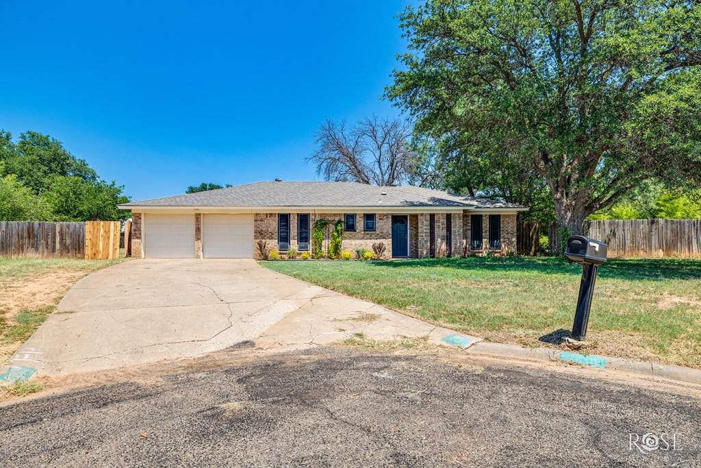 3610 Old Post Court Property Photo 2