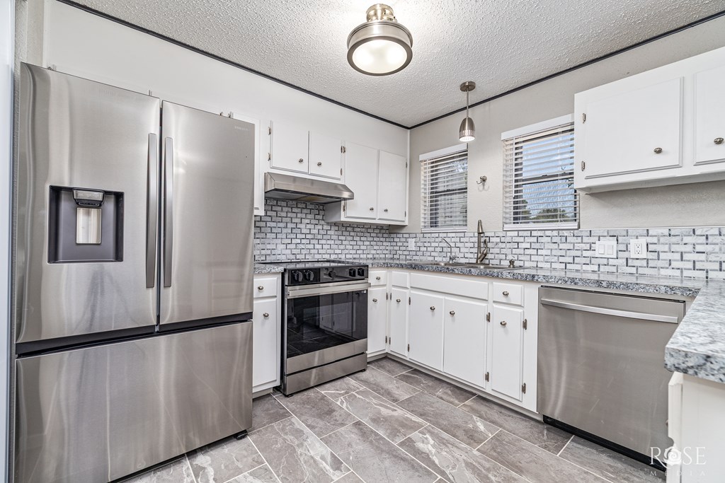 3610 Old Post Court Property Photo 12