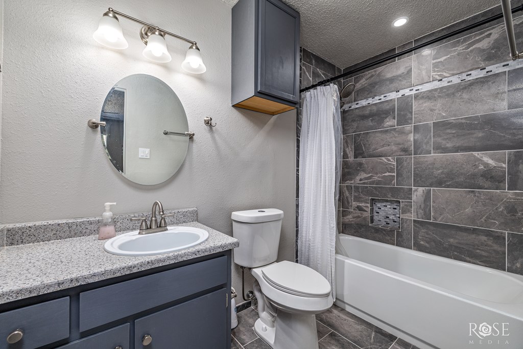 3610 Old Post Court Property Photo 17