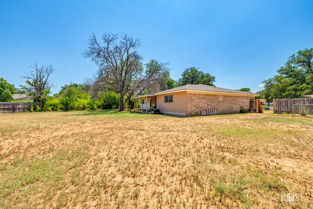 3610 Old Post Court Property Photo 31