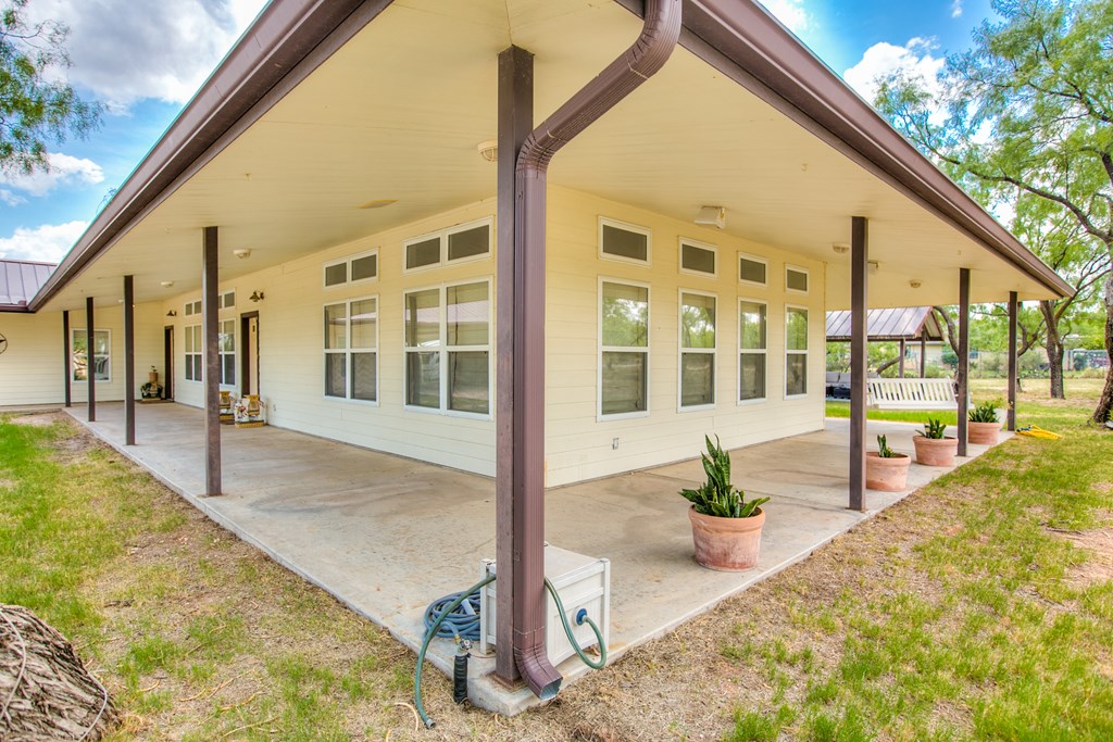 252 Edinburgh Rd Property Photo 7