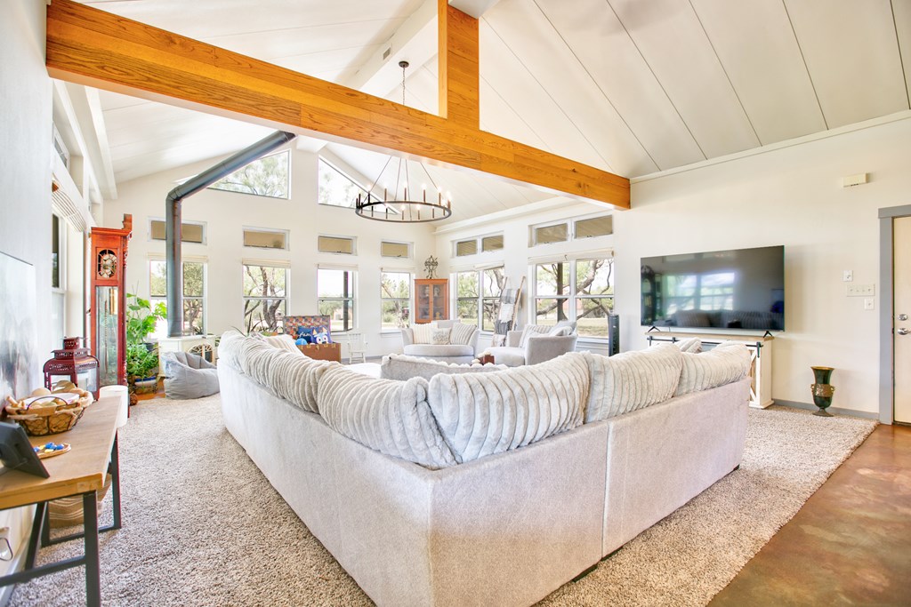 252 Edinburgh Rd Property Photo 9