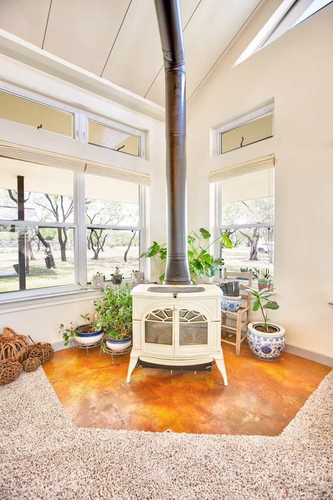 252 Edinburgh Rd Property Photo 11