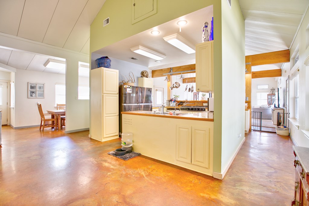 252 Edinburgh Rd Property Photo 14