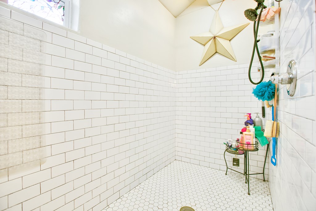 252 Edinburgh Rd Property Photo 25