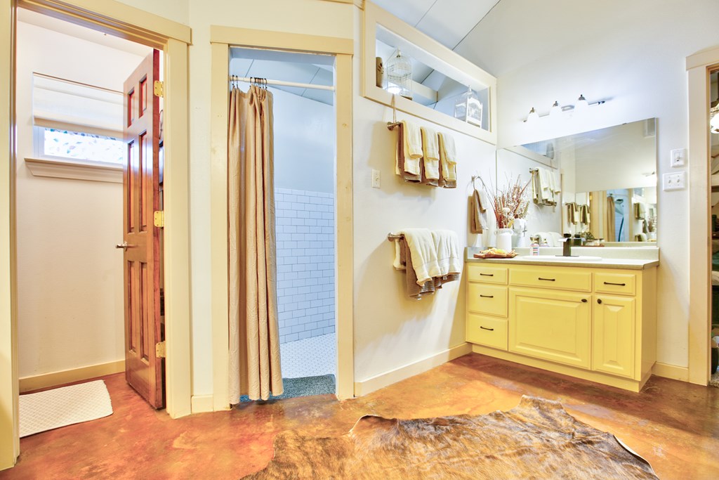 252 Edinburgh Rd Property Photo 26