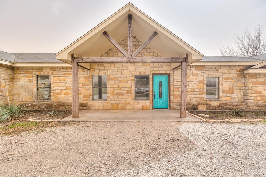 1553 Shahan Rd Property Photo 2