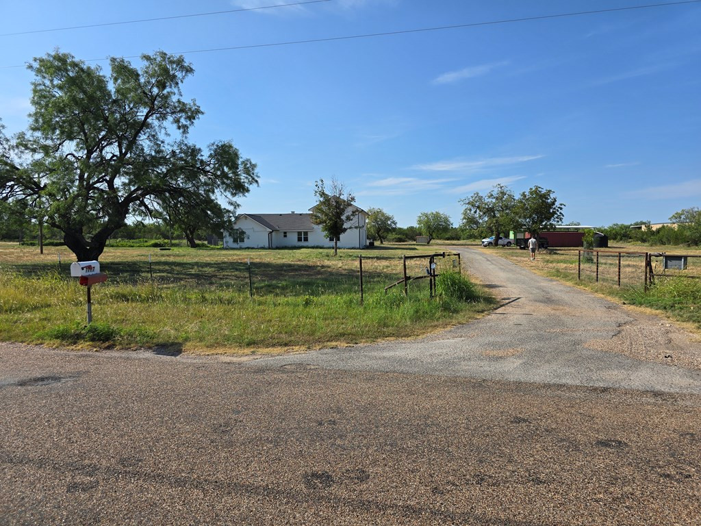7777 W Rollin Acres Road Property Photo 4
