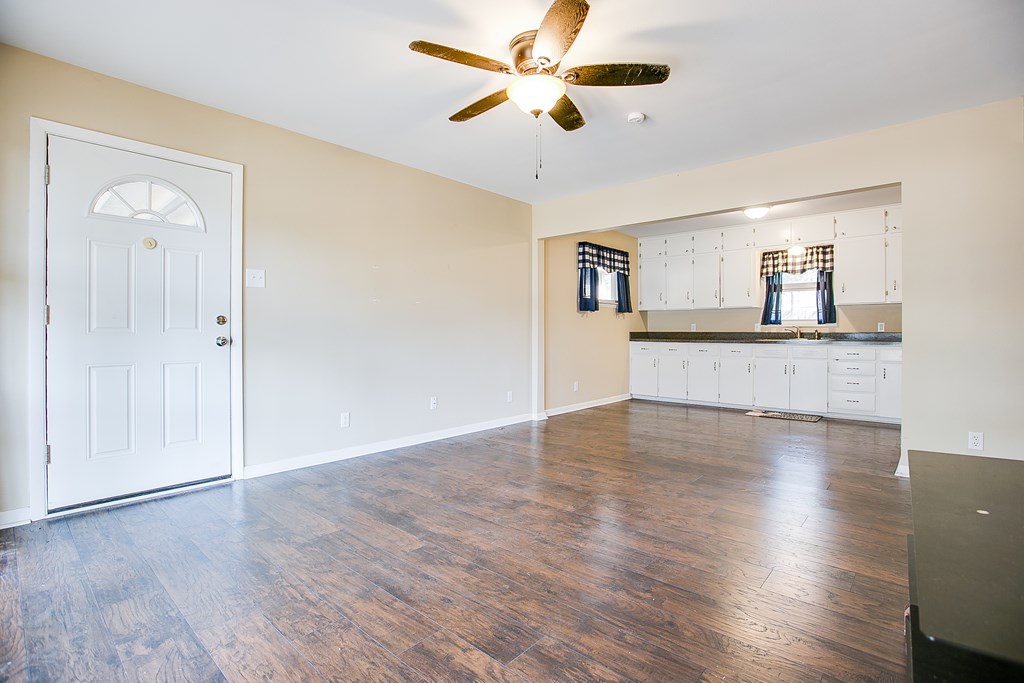 2492 Harvard Ave Property Photo 7