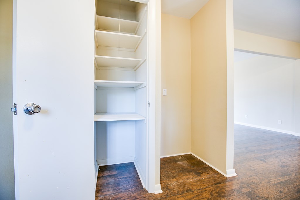 2492 Harvard Ave Property Photo 12