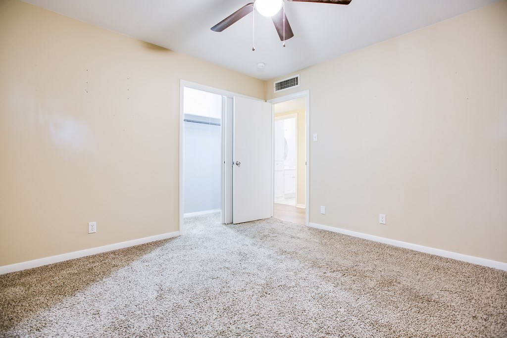 2492 Harvard Ave Property Photo 17