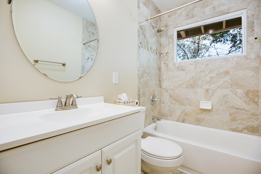 2492 Harvard Ave Property Photo 21