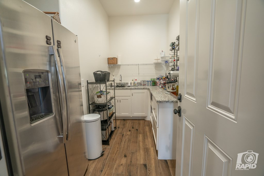 1733 Overhill Drive Property Photo 36