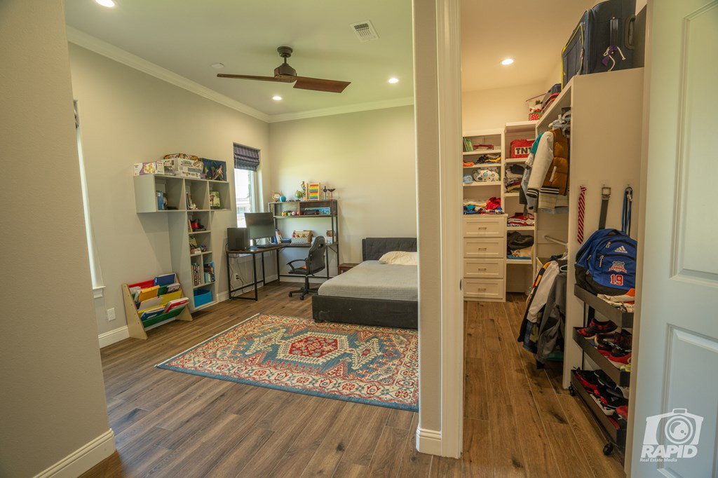 1733 Overhill Drive Property Photo 45