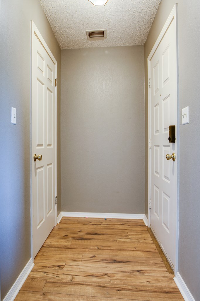 206 Willow Pond Street Property Photo 7