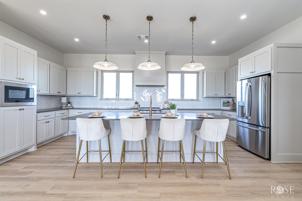 8449 Windmill Rd Property Photo 12