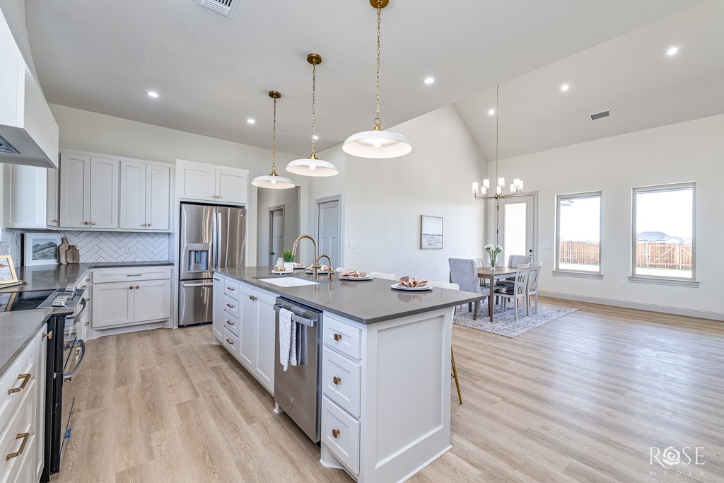 8449 Windmill Rd Property Photo 15