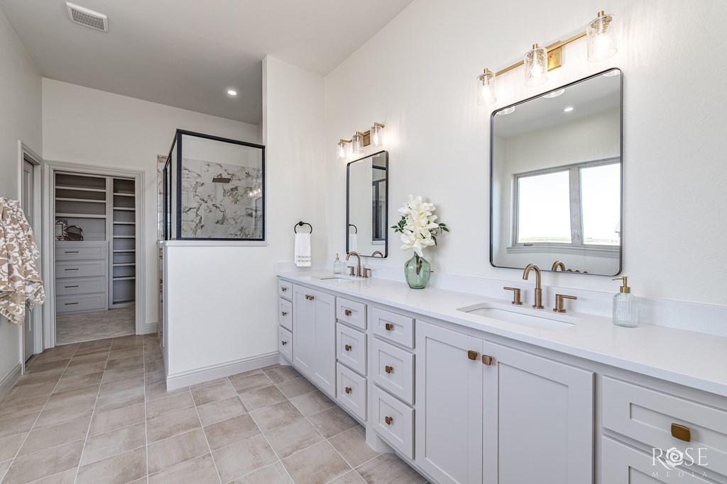 8449 Windmill Rd Property Photo 19