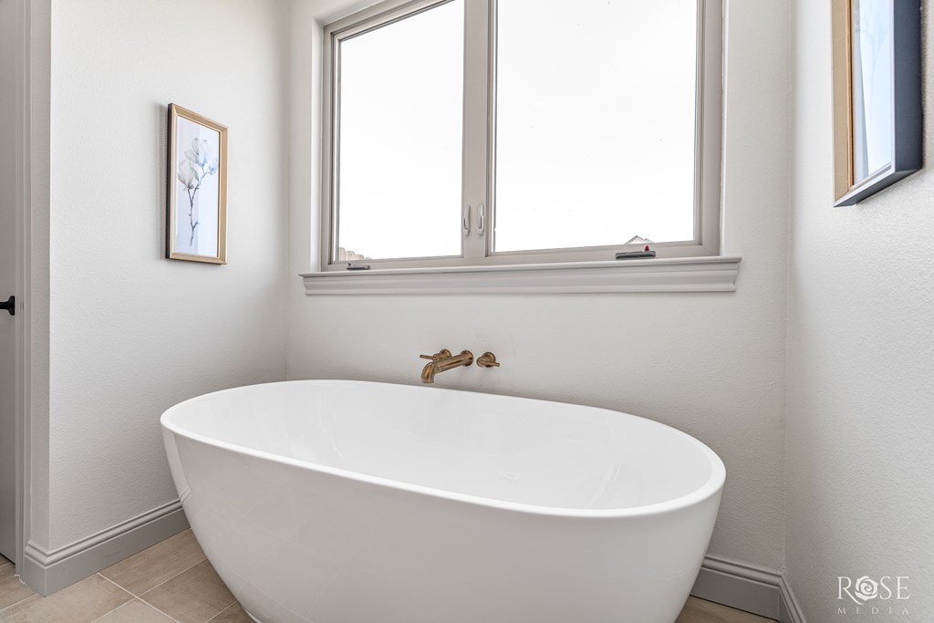 8449 Windmill Rd Property Photo 20