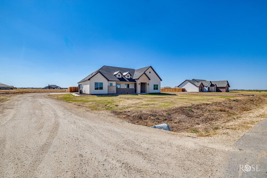 8449 Windmill Road Property Photo 3