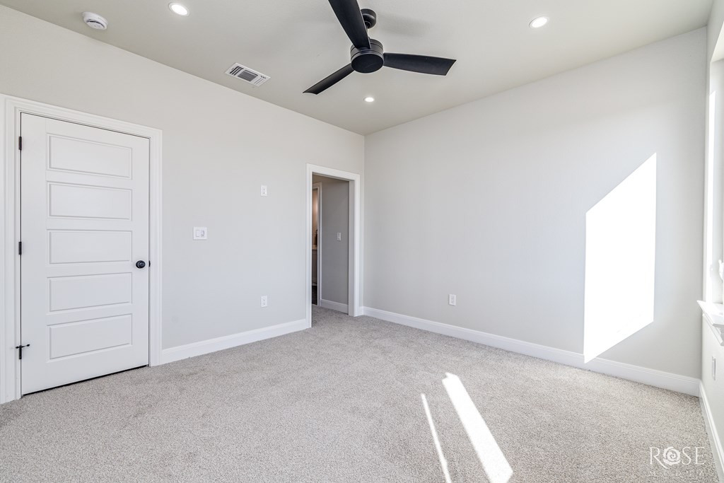 8421 Windmill Road Property Photo 33