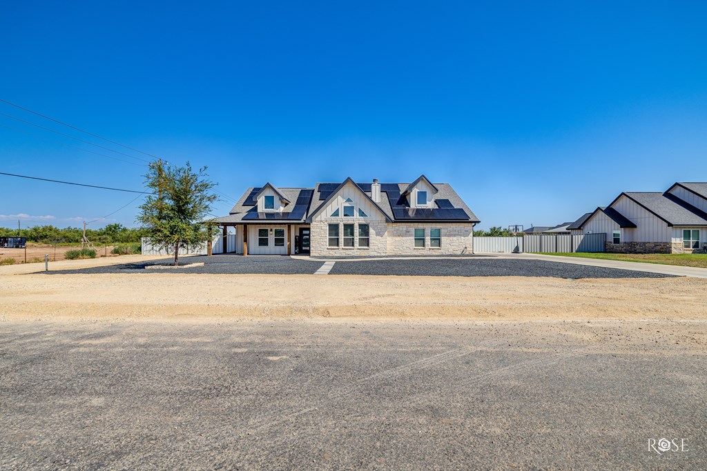 5464 Grey Wolf Lane Property Photo 4