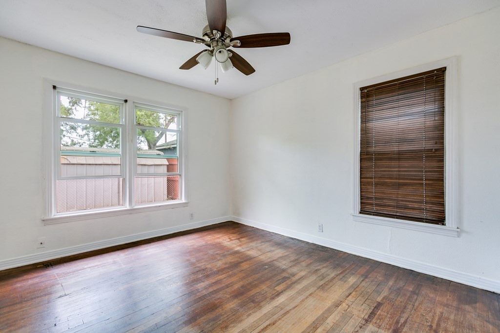 2518 W Harris Avenue Property Photo 14