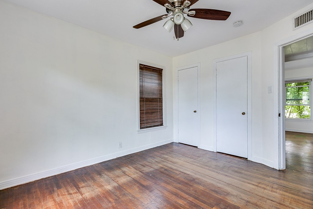 2518 W Harris Avenue Property Photo 15