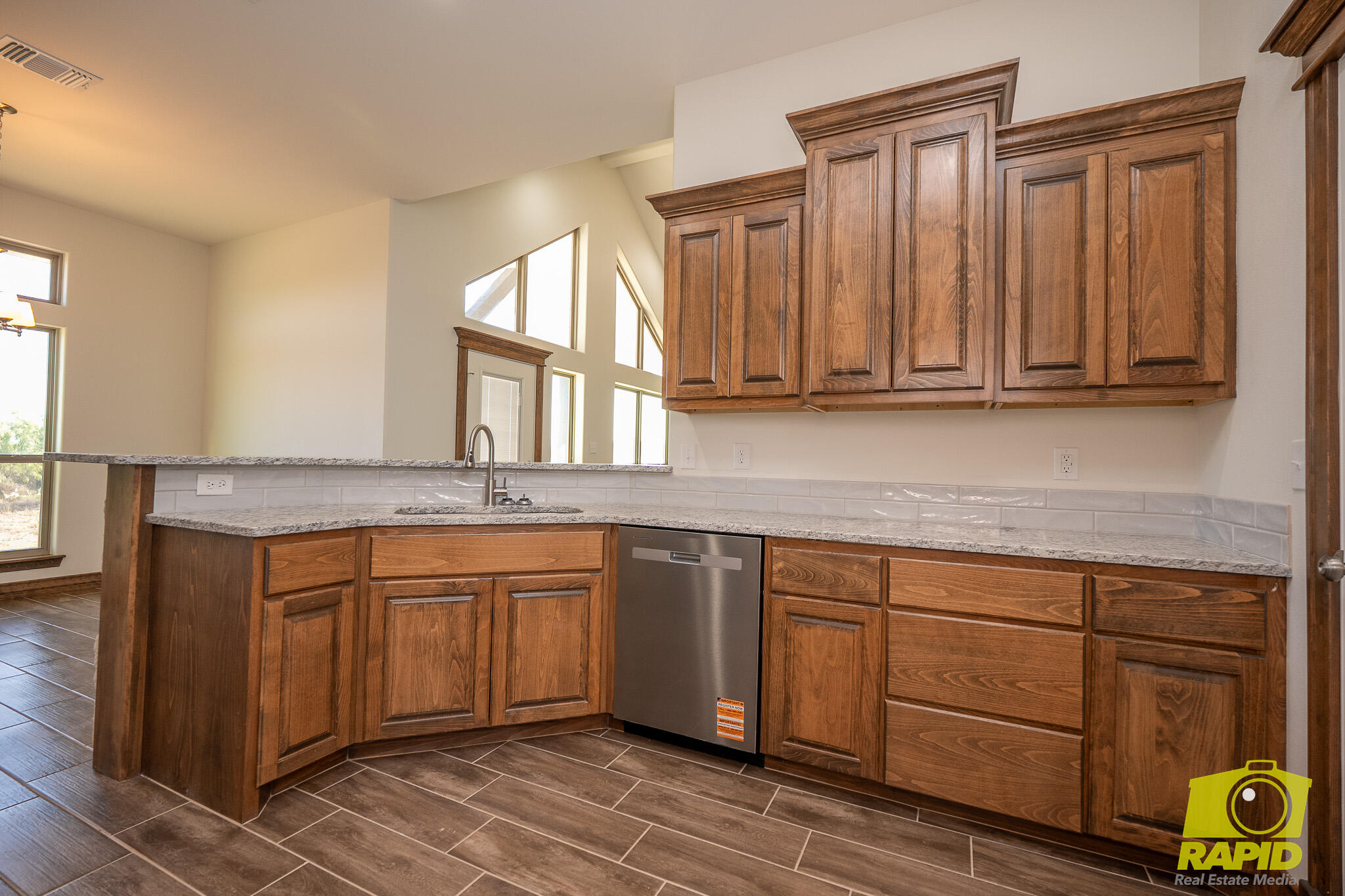 9540 Grey Wolf Lane Property Photo 8