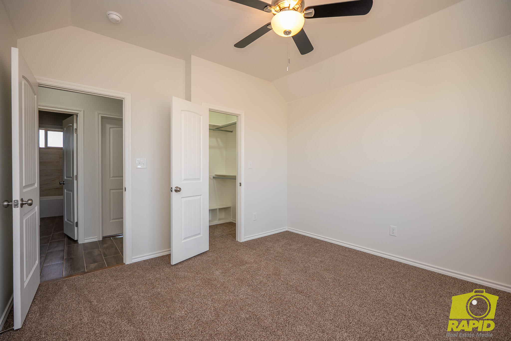 9540 Grey Wolf Lane Property Photo 15
