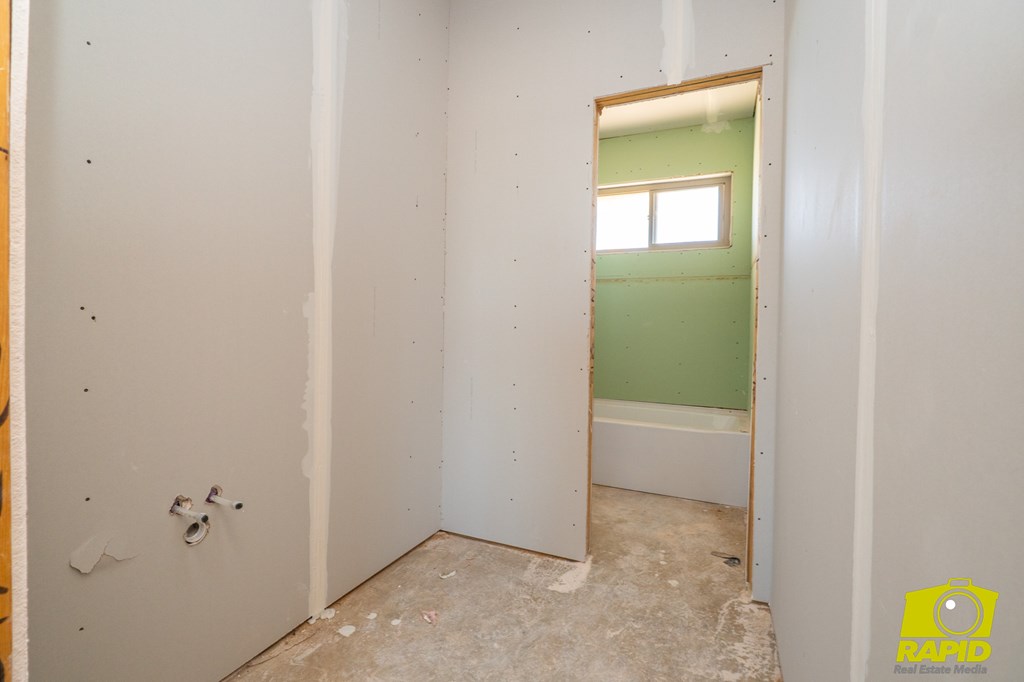 9547 Grey Wolf Lane Property Photo 12