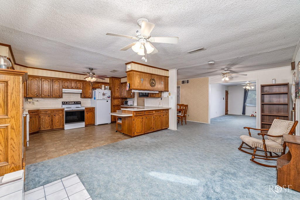 611 Allen Drive Property Photo 12