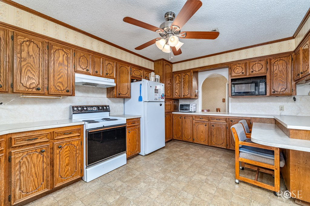 611 Allen Drive Property Photo 14