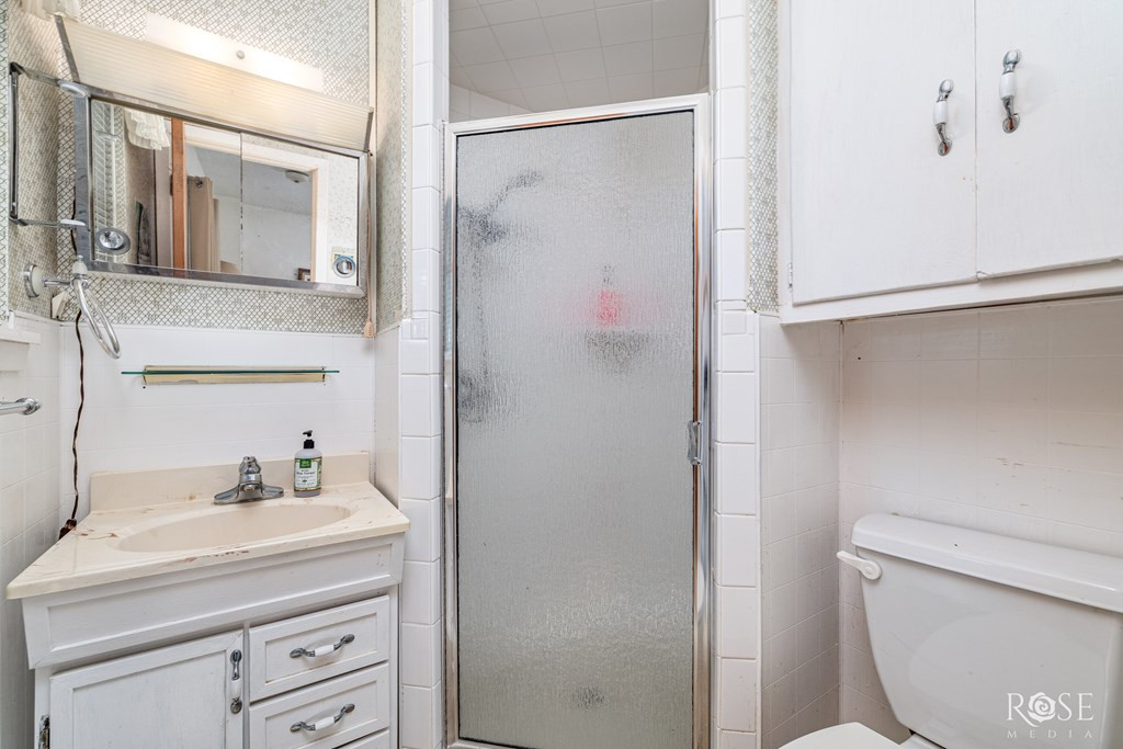 611 Allen Drive Property Photo 18