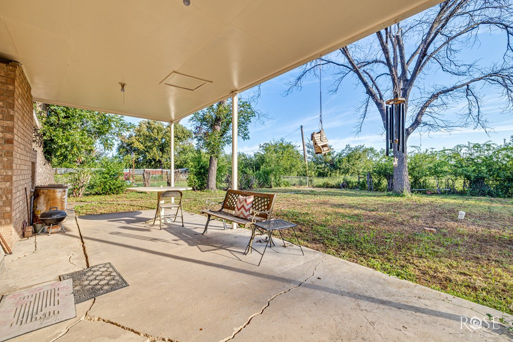 611 Allen Drive Property Photo 24