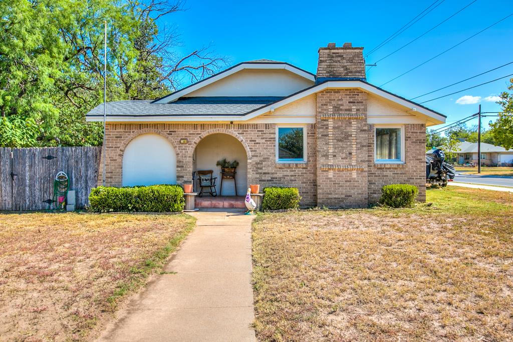 Picture of 2027 Walnut St