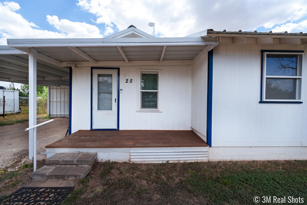 25 E 41st St Property Photo 6