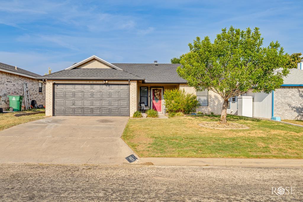 1407 Wiley St Property Photo 1