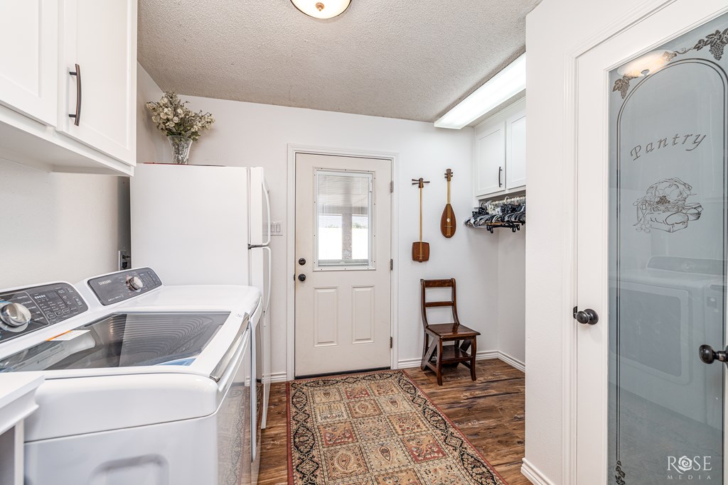 2505 Fairview School Rd Property Photo 12