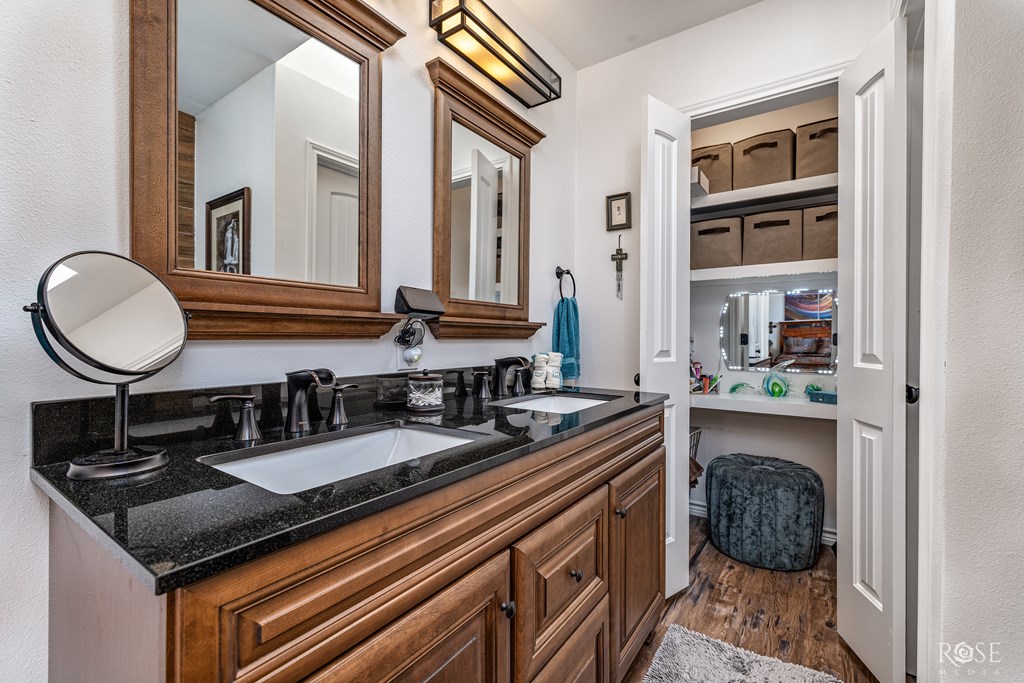 2505 Fairview School Rd Property Photo 17