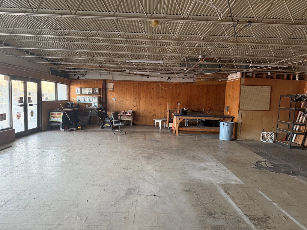 1319 Walnut St Property Photo 3