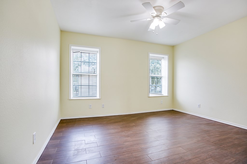 2638 Webster St Property Photo 18