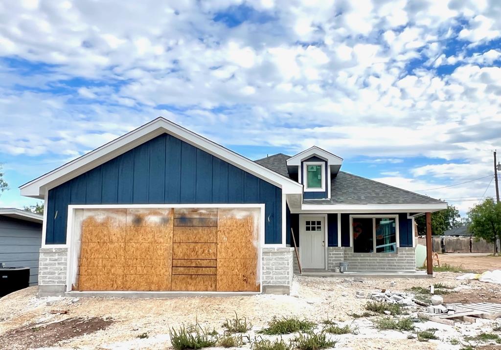 2621 Coleman St Property Photo 1