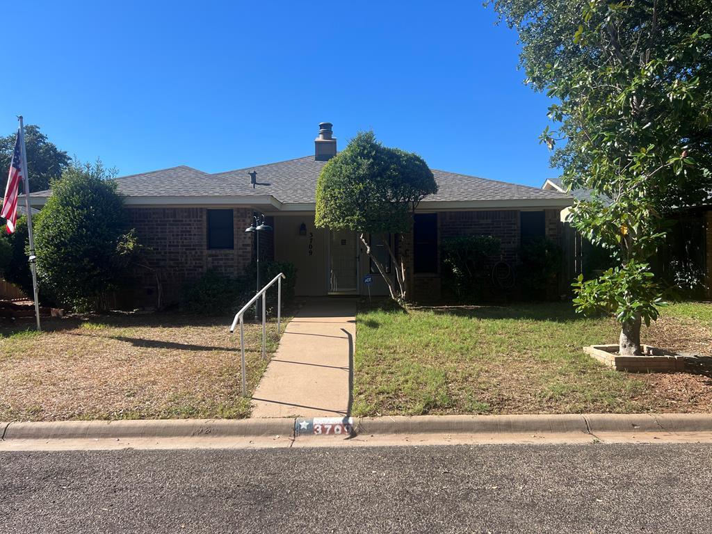 3709 Inglewood Dr Property Photo 2