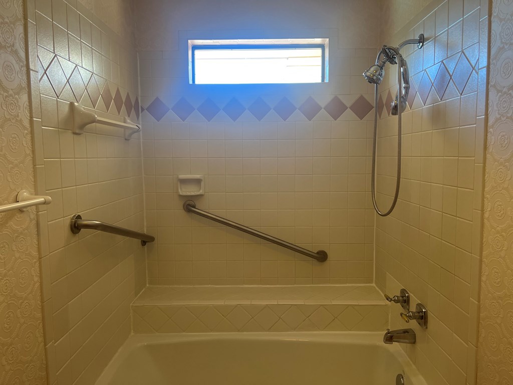 3709 Inglewood Dr Property Photo 41