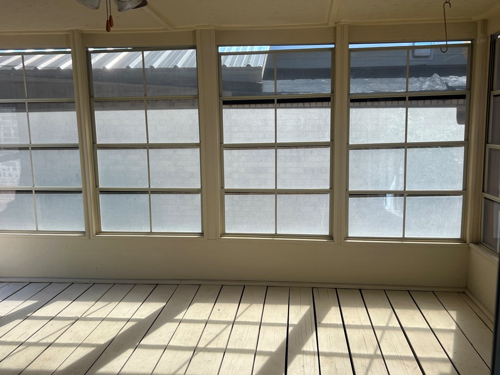 3709 Inglewood Dr Property Photo 56