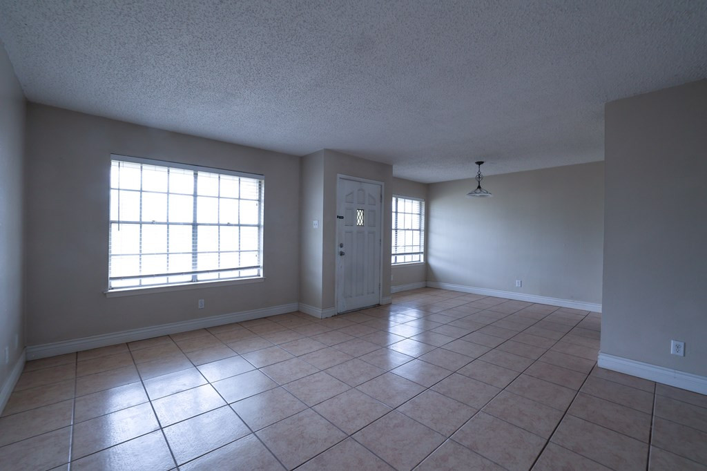 102 Fairway Drive Property Photo 9